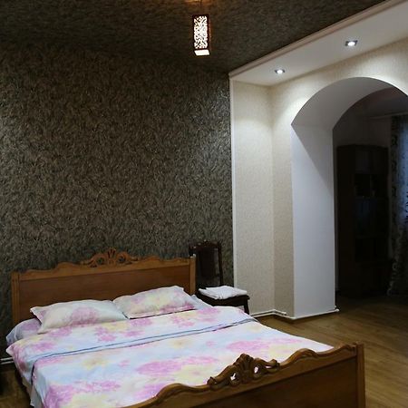 Srtashyan Apartments - Gorky Street Gyumri Extérieur photo